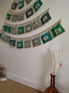Calendrier de l'Avent - Sapin vert et écru