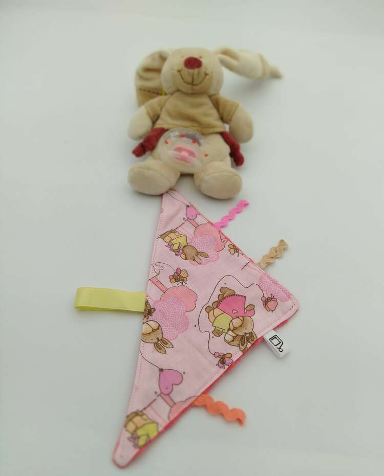 Doudou plat triangulaire